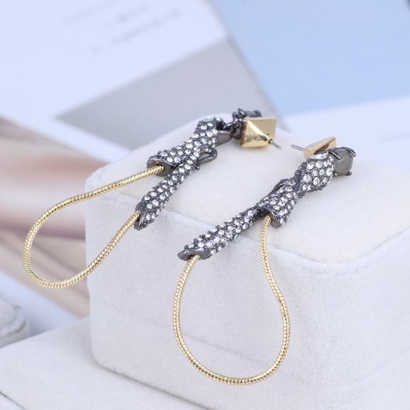 NEW Alexis Bittar Black Crystal Snake Chain Hoop Earrings - Picture 3 of 8